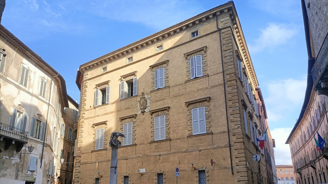 Ricami d’arte: il design e i Musei Nazionali di Siena